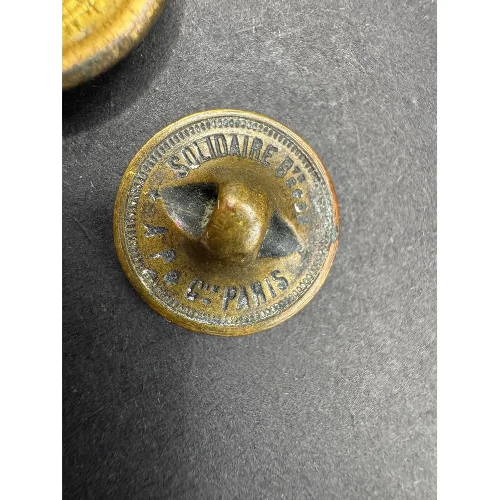 Antique Button Brass Floral Design Benedict & Burnham & Solidaire Paris France